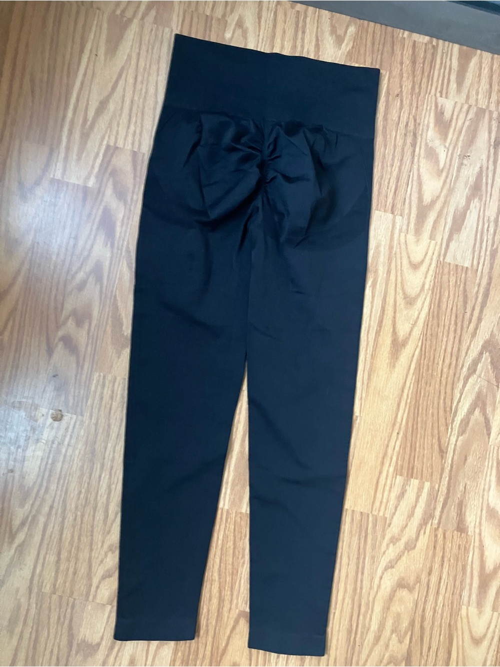 Black Butt enhancing Leggings for ladies